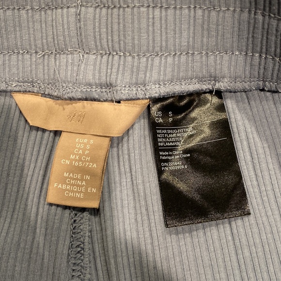 H&M 2 piece set. SZ S - Picture 6 of 6